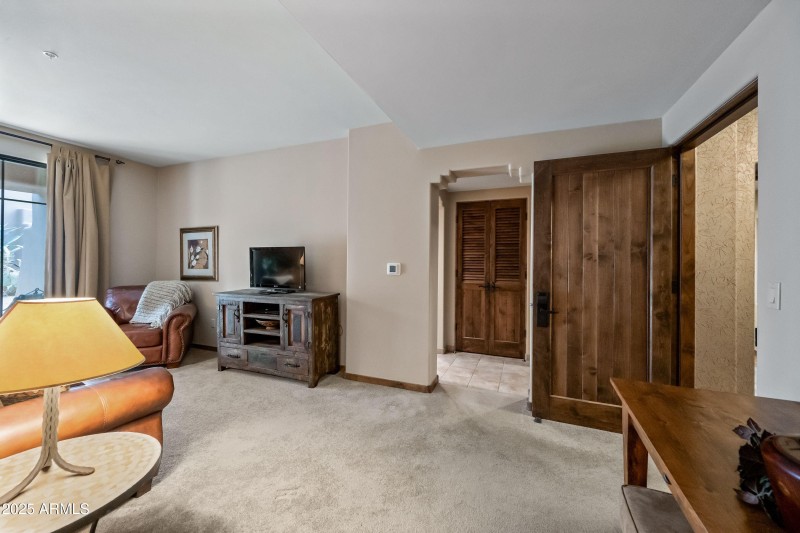 Guest Living