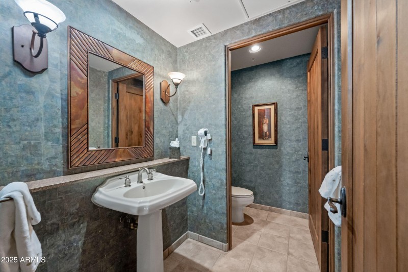 Powder Room