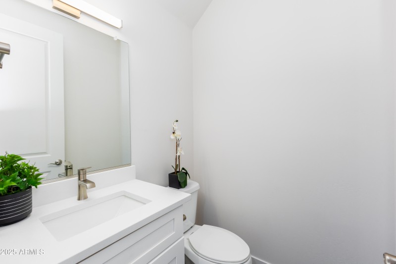 476 S Soho Ln-24