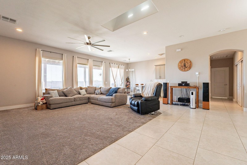 9-web-or-mls-244th-9