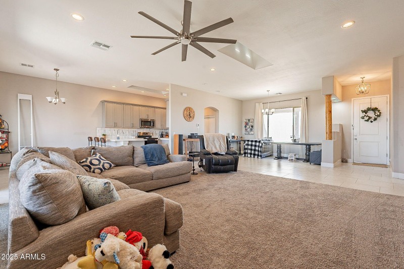 12-web-or-mls-244th-12