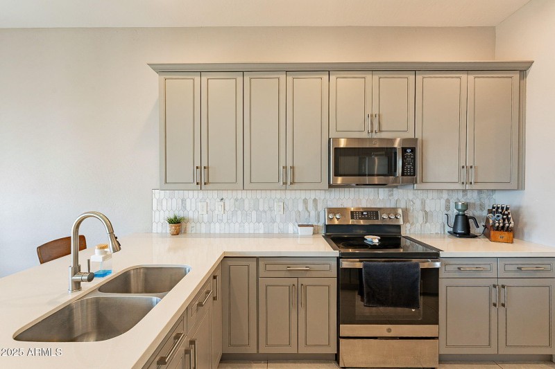 16-web-or-mls-244th-16