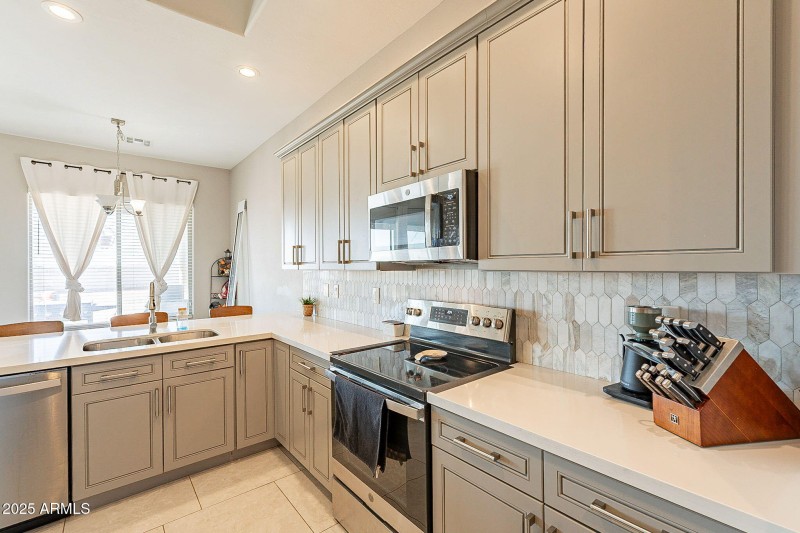 18-web-or-mls-244th-18