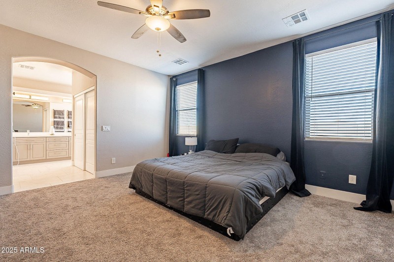 25-web-or-mls-244th-25