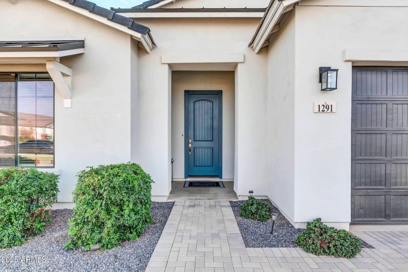 Entry way
