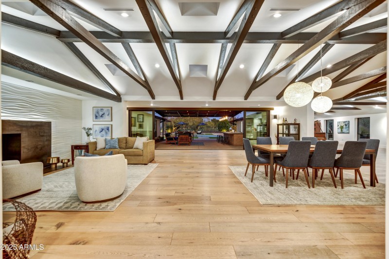 17-Great Room Entry