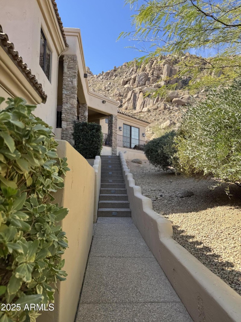 Sidewalk surrounds this estate!