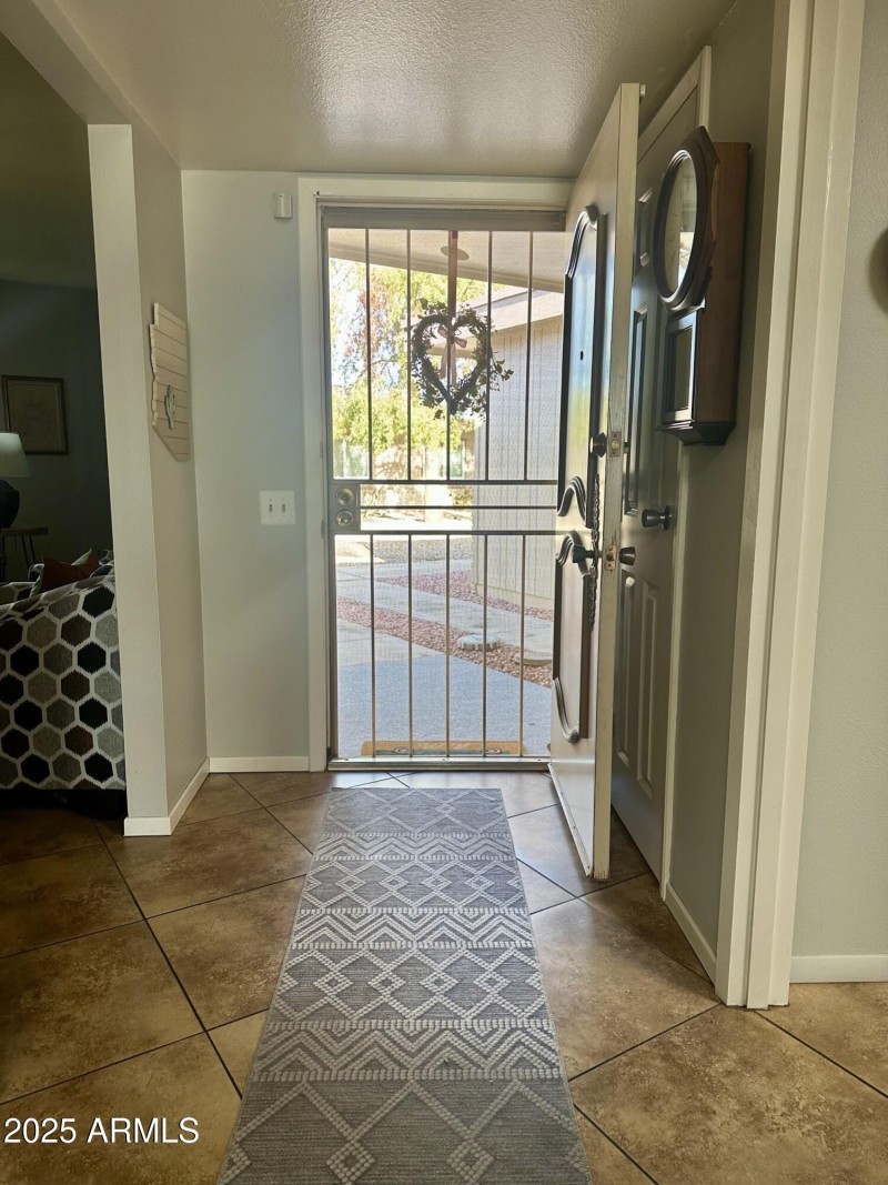 Entry Look Out
