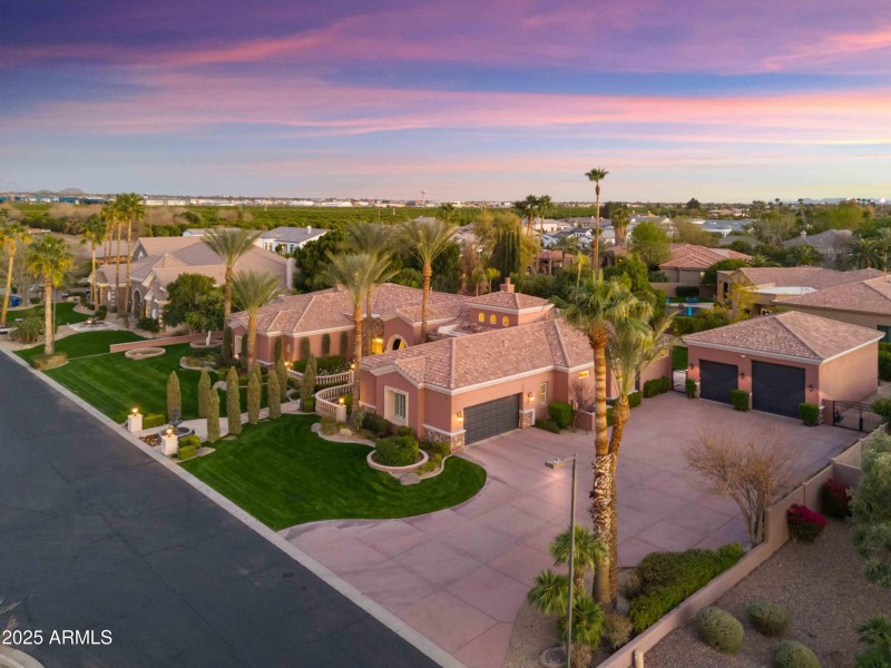 Huge Driveway and RV/Bonus Garages