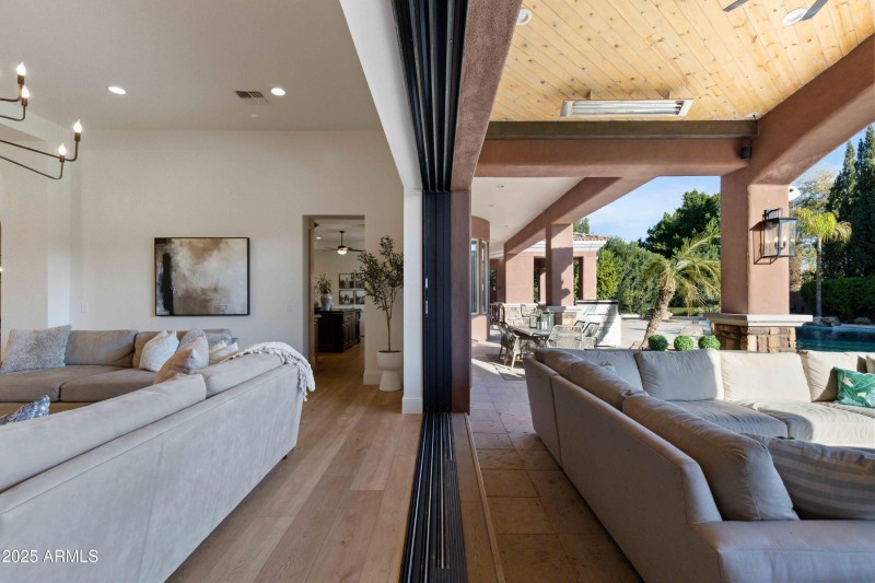 Step into your Outdoor Room!
