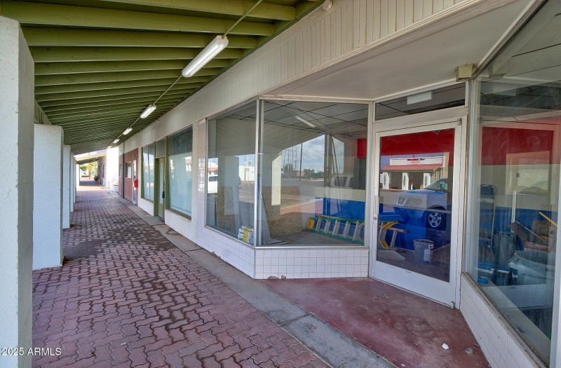 311 N Main St