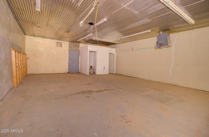 311 N Main St
