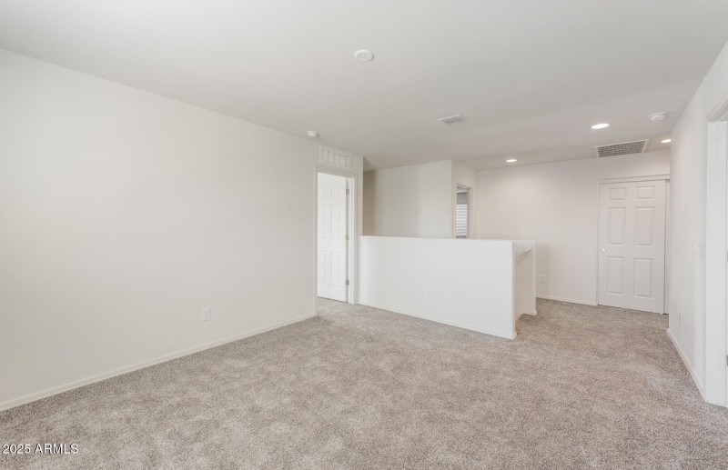 10 - Loft