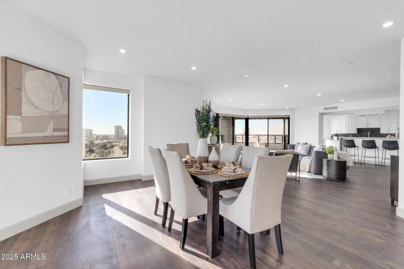 1040 E Osborn unit 1004-9