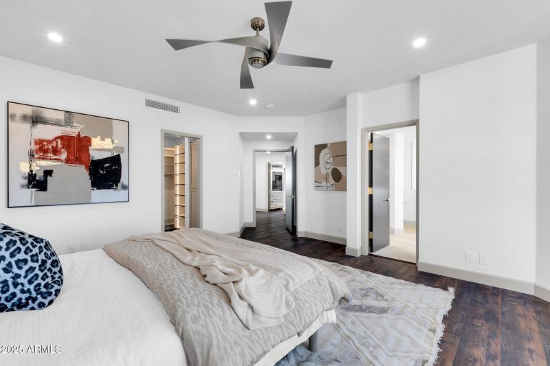 1040 E Osborn unit 1004-26