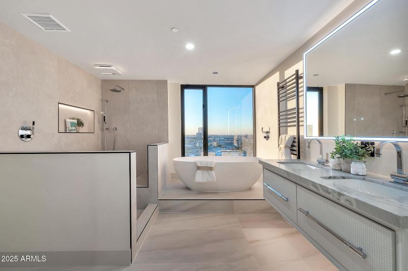 1040 E Osborn Twilight-19