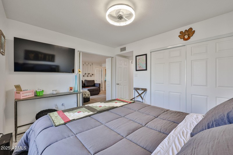 guest bedroom