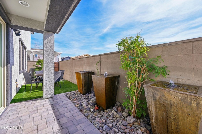 020 side yard