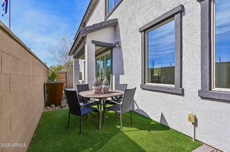 021 side yard