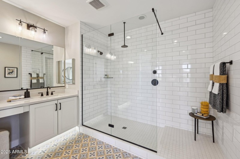 035 primary bath