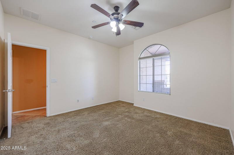 1st guest room