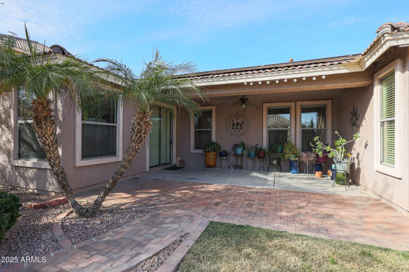 Covered rear patio