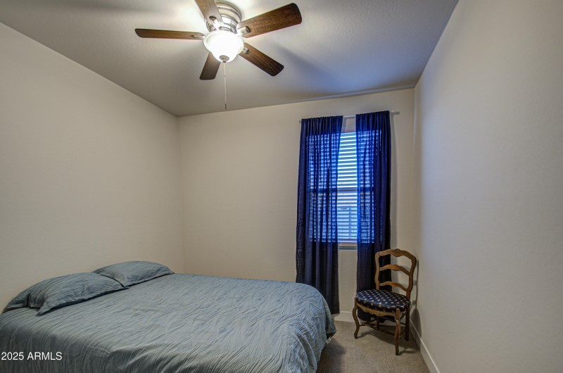Bedroom 4-pic 1