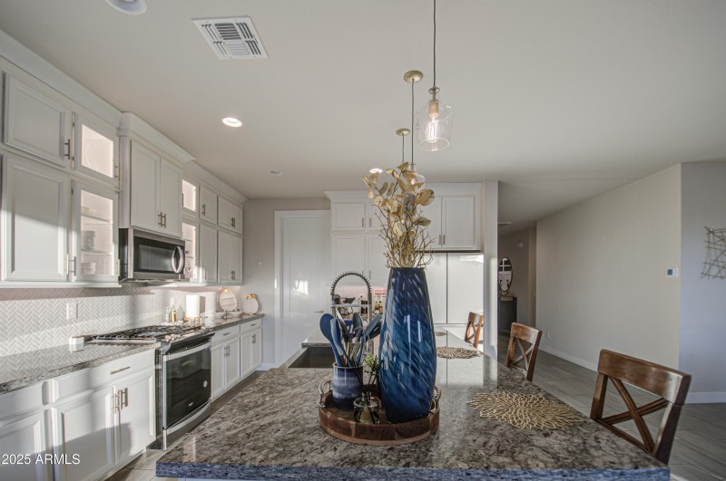 Kitchen 6