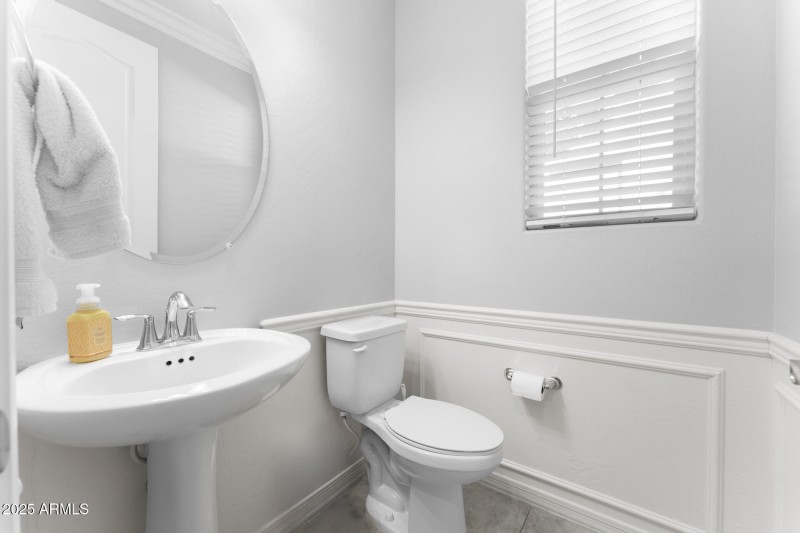 016-half-bath