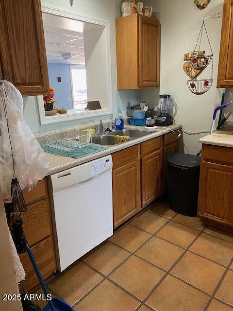 Kitchen 1