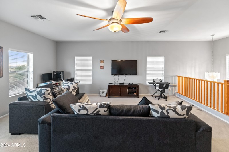 4535 W Cottontail Rd-13