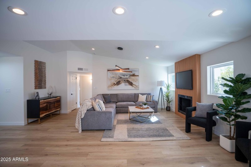Living Room2
