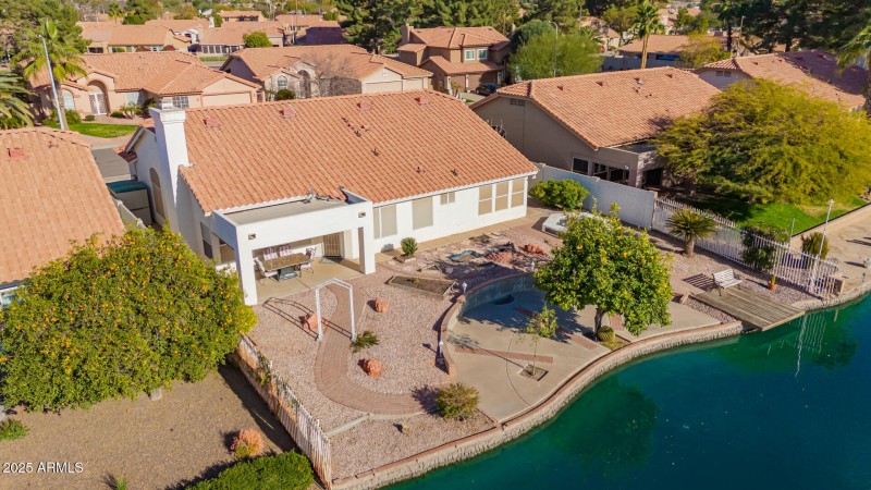 65- Villas