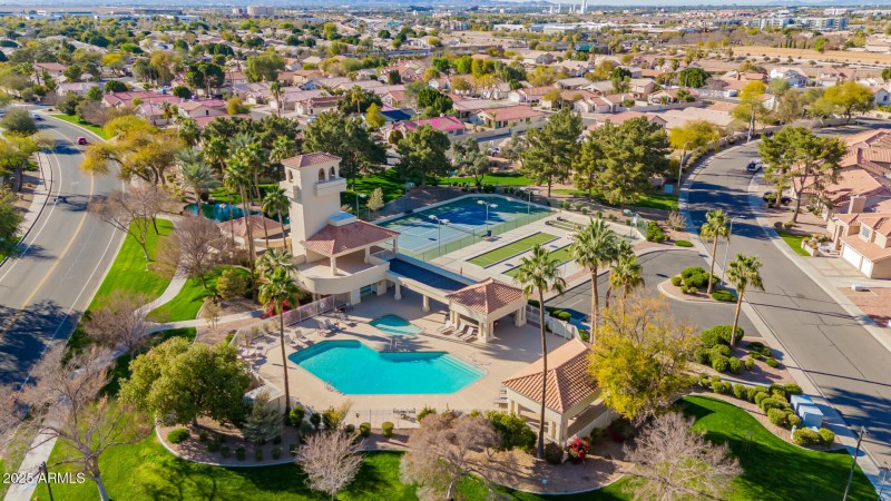 68- Villas