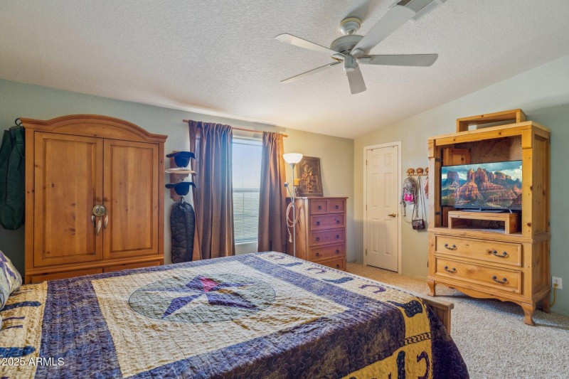 17-web-or-mls-43228-n-14th-st