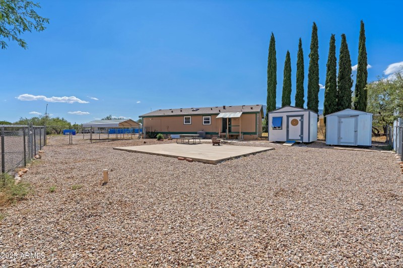 Exterior 11