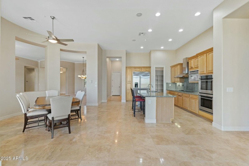 41601 N River Bend Rd