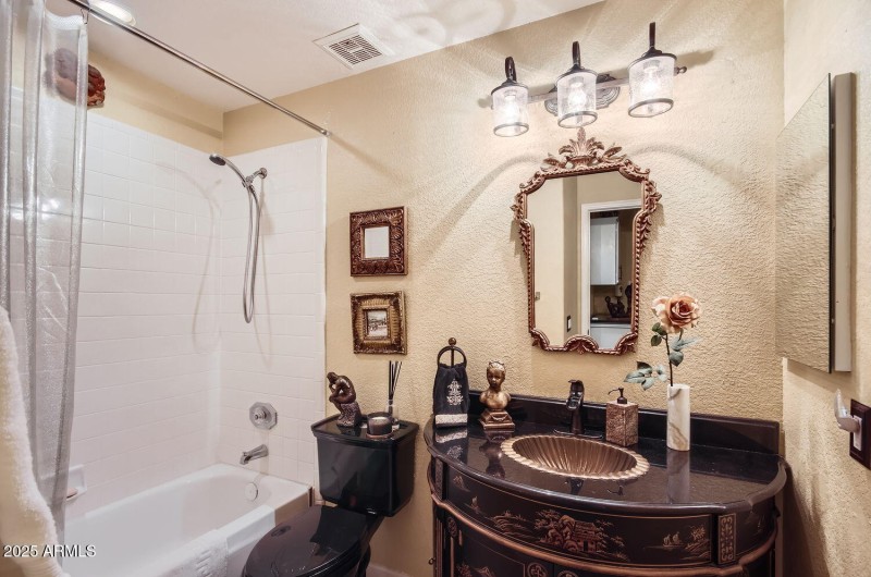 27 Bathroom