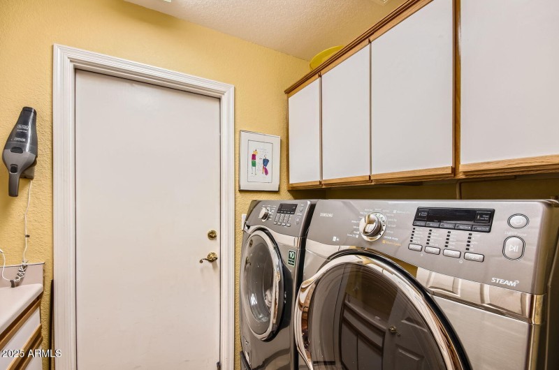 28 Laundry Room