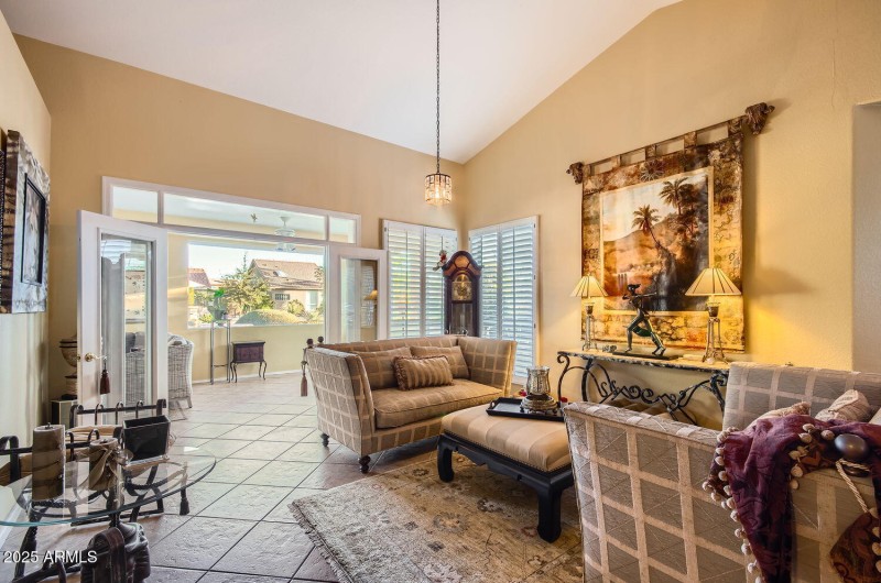 09 Living Room