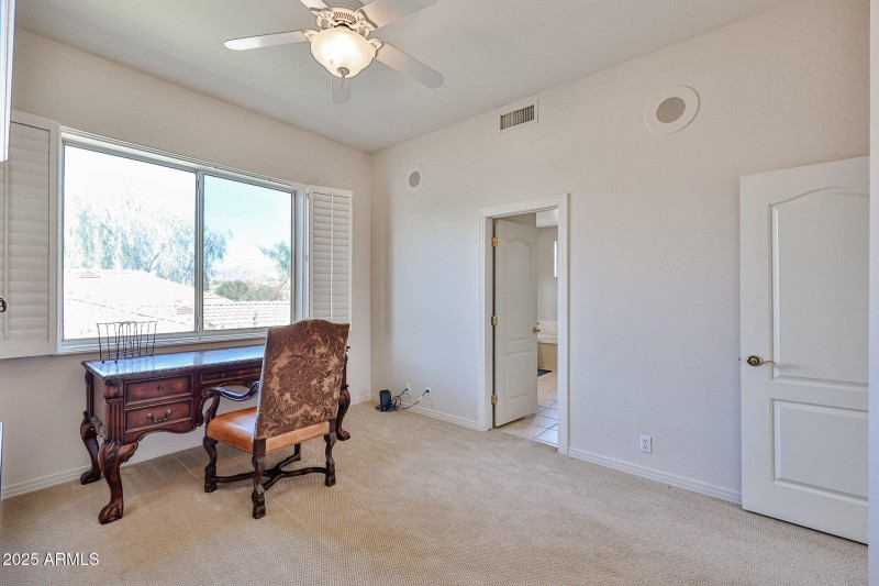 Bedroom #3 pic2
