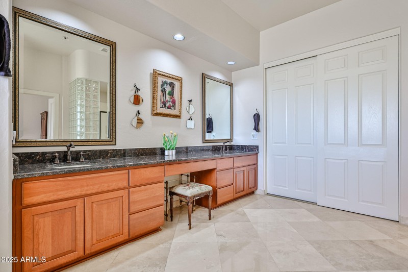 Huge Walk-in Closet