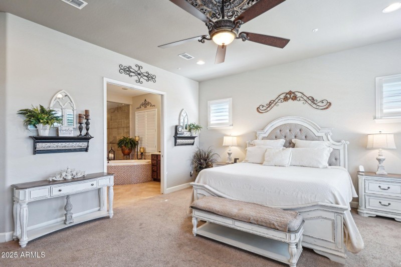27-web-or-mls-N 129th Dr-027