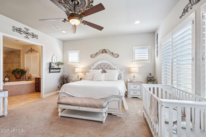 28-web-or-mls-N 129th Dr-028