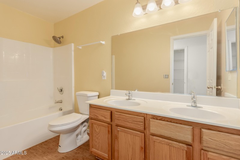 MARICOPA 4BEDROOM 3BATHROOM HOME