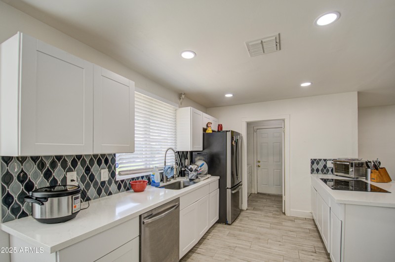 Kitchen 3