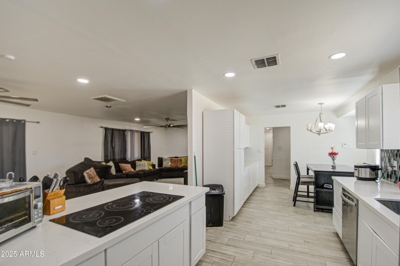 Kitchen 7