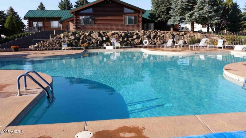 pool-1-1536x864