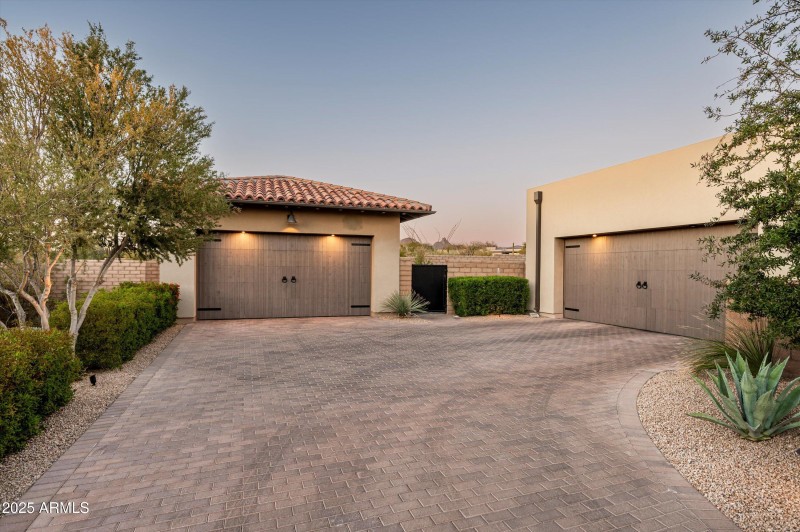 4 Car Garage
