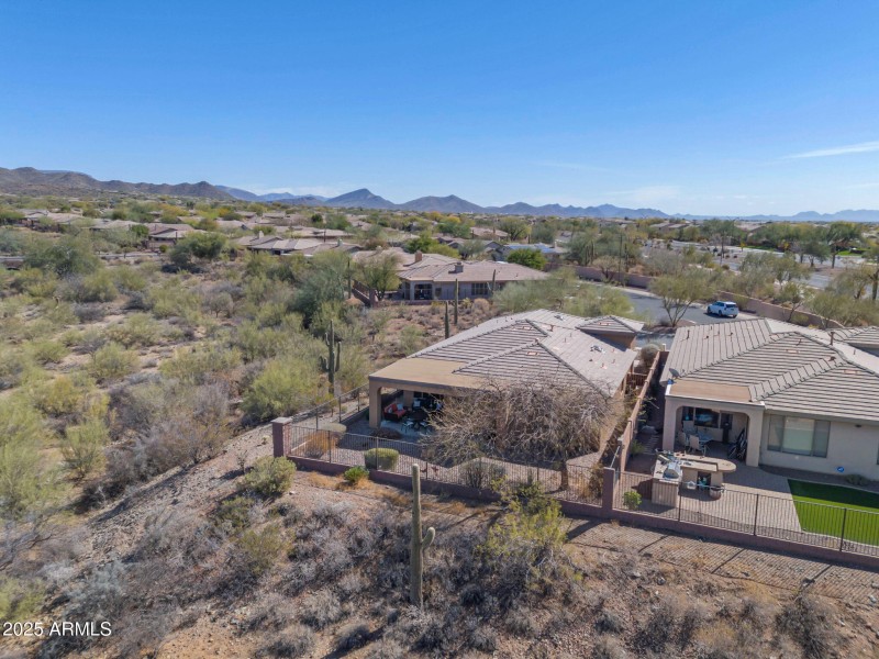 41310 N Clear Crossing Ct